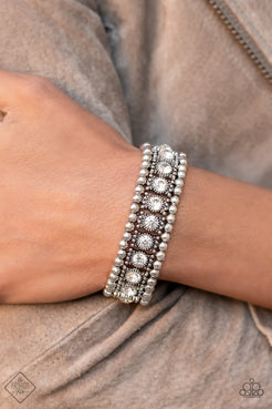 Ritzy Reboot White Bracelet