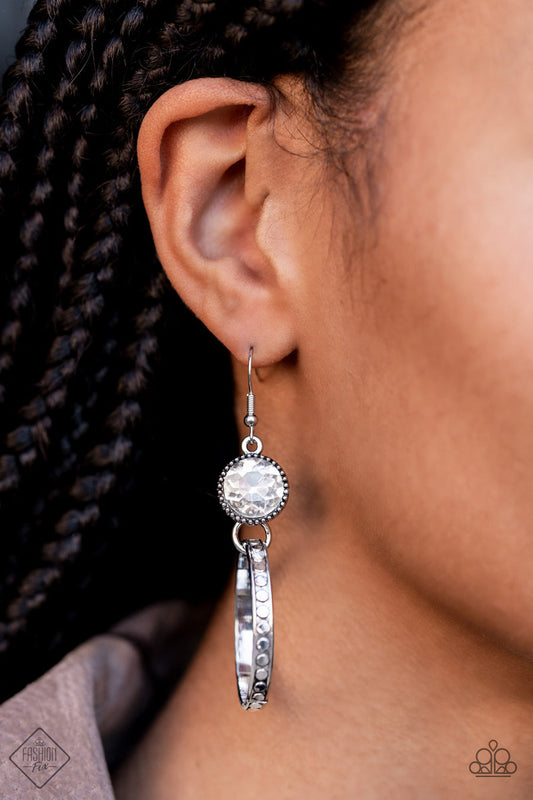 Standalone Sparkle White Earrings